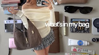 what's in my bag 👜 daily essentials & must haves in my vintage gucci jackie