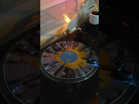 Limited Edition vinyl edition of ‘A Symphonic Celebration'; available for $19.98. US store only. 🎶