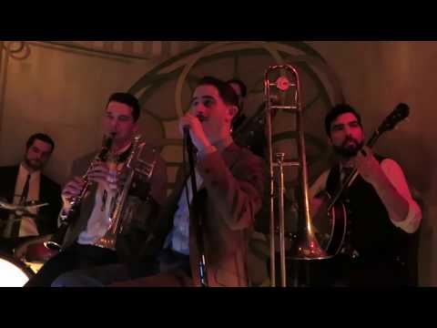 "Indiana" Mike Davis' New Wonders at St Mazie October13, 2017.