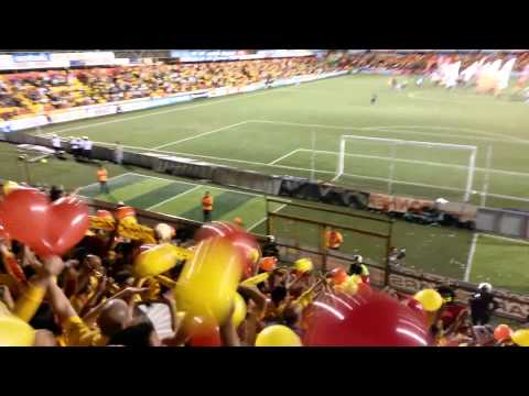 "Garra Herediana - Sale sale sale campeón" Barra: Garra Herediana &bull; Club: Herediano