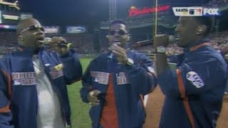 Boyz II Men perform &quot;God Bless America&quot;