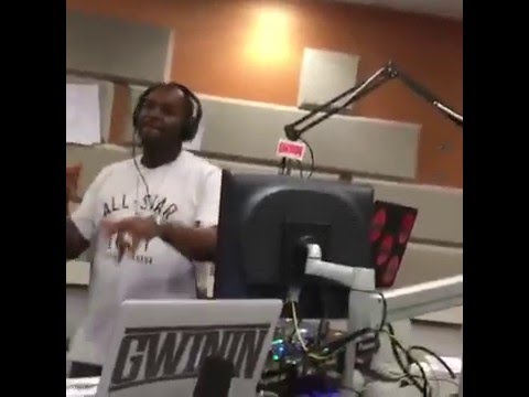 QUICKMIXXRICK AT POWER 105.1 WITH DJ SELF & MONEY NELS