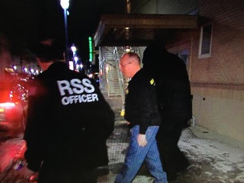 EXCLUSIVE VIDEO: Bill Cosby uses decoy to avoid questions