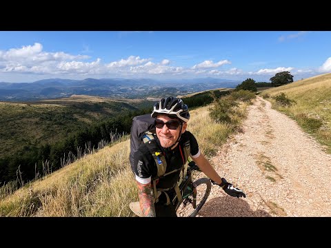 MOUNTAIN BIKING IN ITALY - Grande Anello dei Monti Sibillini