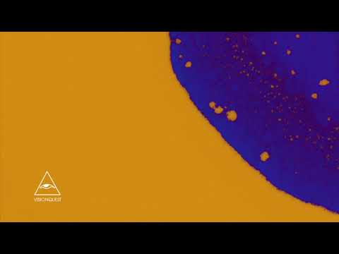 VQ074 Floog  - B1. Staring at the Sun