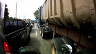 Motorcycle ProTip: Staying safe when stopped at a red light