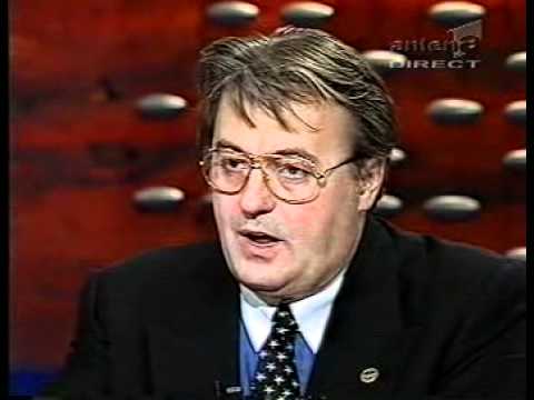 5.09.2000 - Corneliu Vadim Tudor, candidat PRM la presedintia Romaniei