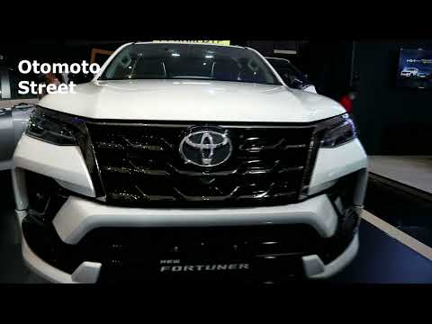 New Toyota Fortuner 2.4 VRZ 4X2 Dsl AT GR Sport 2022,Super white colour ,Exterior and Interior