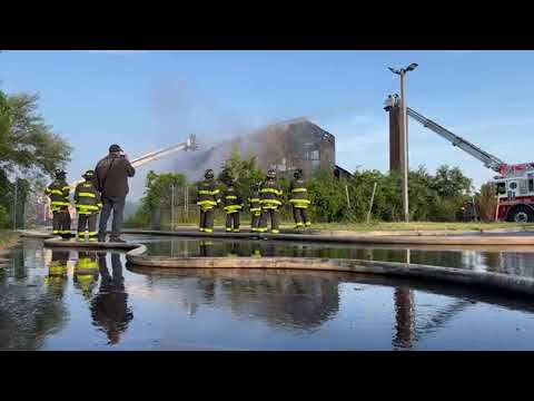 **LIVE!** Queens 2nd Alarm on arrival- fire throughout a factory in the Rockaways