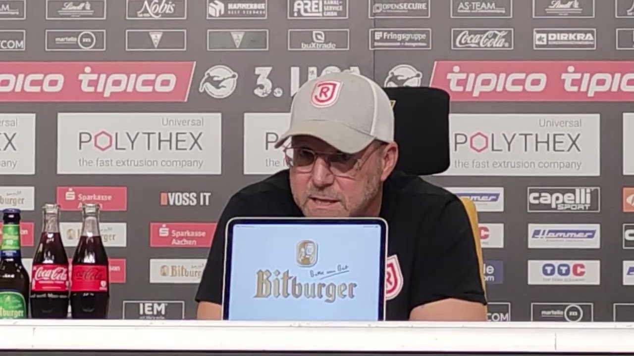  Fussball 3. Liga – 5. Spieltag – Pressekonferenz Alemannia Aachen – SSV Jahn Regensburg 