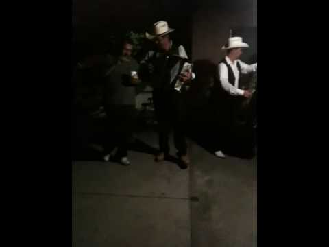 EL BRUJO YA NO AGUANTO!!!