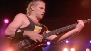 Vail Johnson bass solo by David Márquez Labbé - Kenny G Live 1989