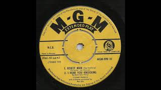 I Hear You Knockin' Lyrics English Translation