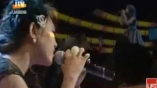 Download lagu Via Vallent~Lumpuhkanlah Ingatanku~JTV mp3 Download lagu Via Vallent~Lumpuhkanlah Ingatanku~JTV mp3