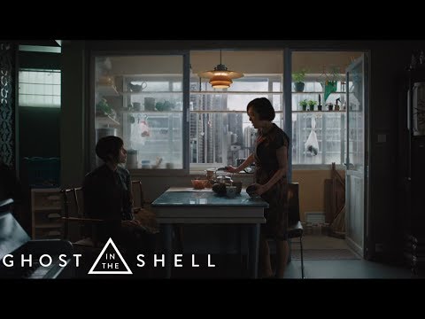 Ghost in the Shell (2017) - Avalon Apartments 1912 (Real Past) Scene