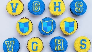 VIDEO GAME HIGH SCHOOL CUPCAKES - NERDY NUMMIES