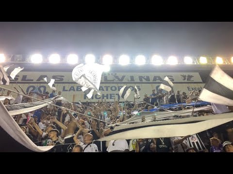 "FIESTA / LO CORRE A ATLANTA, Y A CHACARITA, LO CORRE A CHICAGO Y A LA POLICÍA - All Boys 0-0 Racing" Barra: La Peste Blanca &bull; Club: All Boys