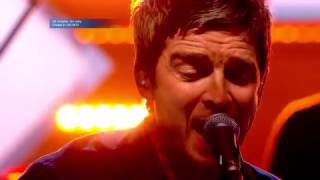 Noel Gallagher - Half The World Away (Channel 4)