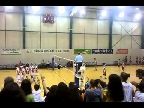 Leixões X Ala Gondomar - Fase final campeonato nacional voleibol masculino juvenis 14-05-2011 1.mp4