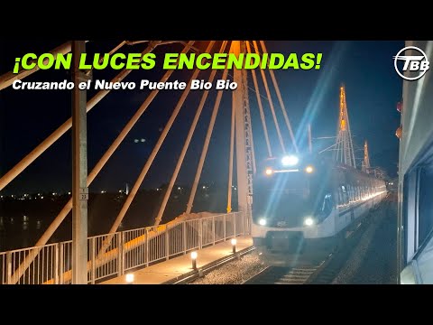 (4K) ¡CON LUCES ENCENDIDAS! | Cruzando el nuevo Puente Ferroviario Bio Bio de noche