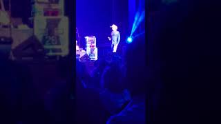 Tracy Lawrence - &quot;The Cards&quot; Live