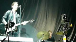 Jimmy Gnecco (Ours) - These Are My Hands - Live Zénith Paris - 12/10/2010