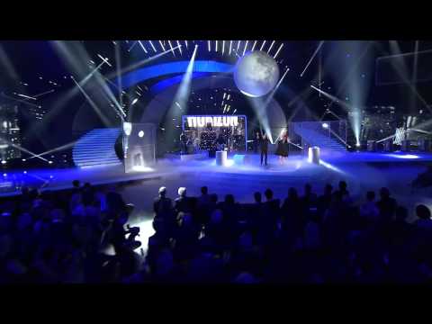 Stress featuring Nicole Bernegger mit Horizon am SwissAward 2014