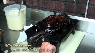 preview picture of video 'Chicken and Waffles RCs Restaurant Martin City, MO'