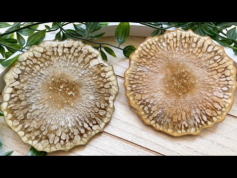 Beautiful Lacing in This Resin Ocean Serving Board