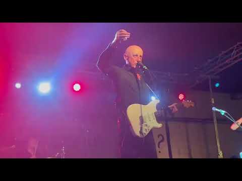 ILEGALES - Juventud, Egolatría (Live POP CAAC Sevilla 2023)