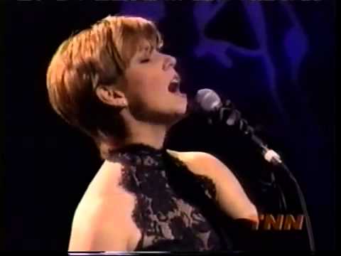 Martina McBrideLive 2000,01   Tribute To Tradition Till I Can Make It On My Own