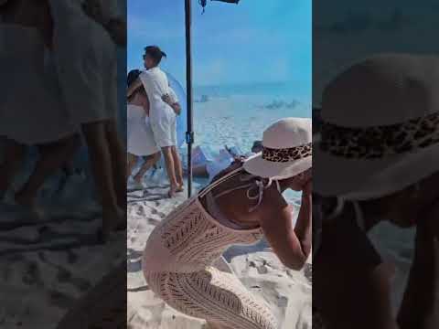 Una Borracha en la playa #comedia #naplesflorida