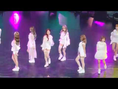 우주소녀(WJSN)(COSMIC GIRLS) _ 비밀이야 (Secret) 181222 Starhub Night of Stars