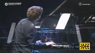 'LA PORTUGUESA' by Benny Green