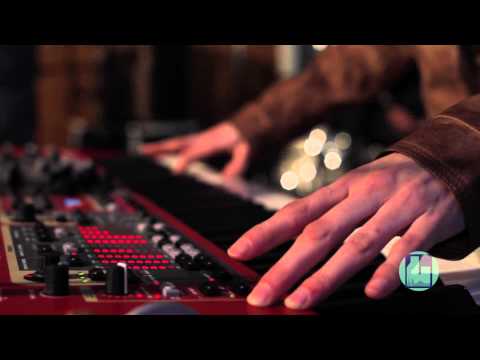 The Outer Vibe - Waits For Me Live at River City Studios