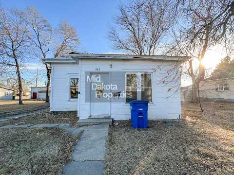 515 E Hanson- 3 Bedroom House property video