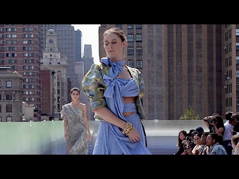 MAYA SEYFERTH Flying Solo Spring 2022 New York - Fashion Channel