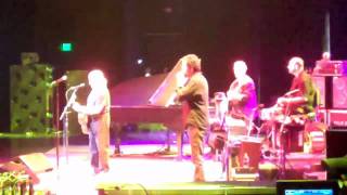 Mickey Raphael playing a Satellite Niveus w/ Willie Nelson & Family
