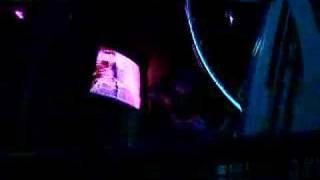 Te aconsejo k no te montes en uno de estos xD