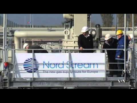 Germany Warns of 'Massive Damage' to Russia Over Crimea Crisis