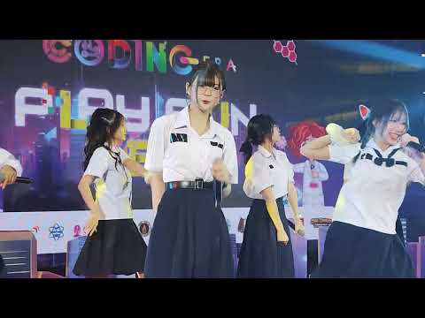 240114 (Riko Fancam) KIRAKIRA♡ROMANCE - Made in Bokura no Ashita @ Kids' Day 2024 - Central Rama 9