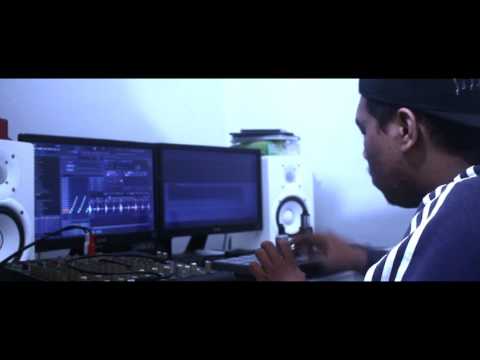 WAY E DOUBLE R WAY - DON'T JUGDE ME l LIVE AKAI MPD18