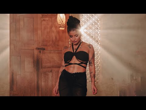 Martina La Peligrosa - Demasiao (Video Oficial)