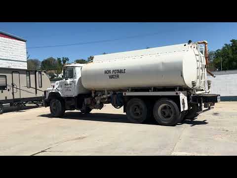 1985 Mack DM686S Water Truck T/A (No Pump) — video