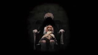 arai tasuku - &quot;Why is a raven like a writing desk?&quot;