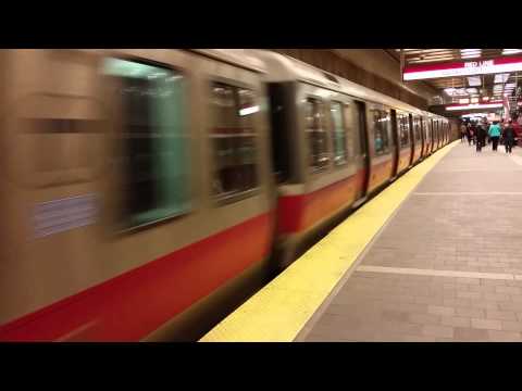 Red Line departing Harvard
