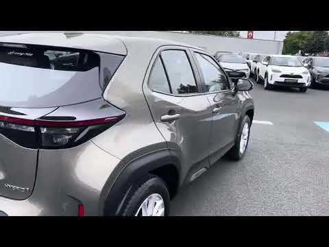 Toyota Yaris Cross 1.5 Hybrid Luna 5dr - Image 2