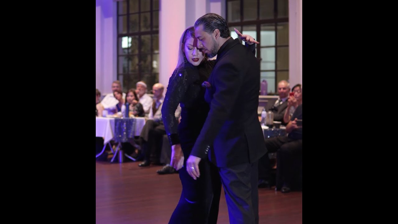 Noelia Hurtado y Facundo De La Cruz Brisbane Moonlight Tango Festival Dance Performance 2