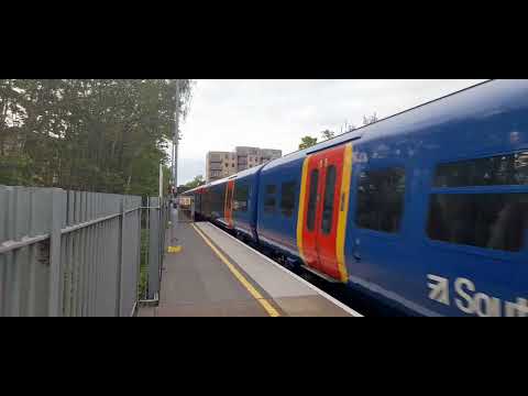 Class 458 departing Teddington (29/4/22)