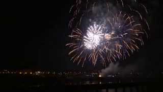 preview picture of video 'Segedunum Fireworks (5.11.14)'